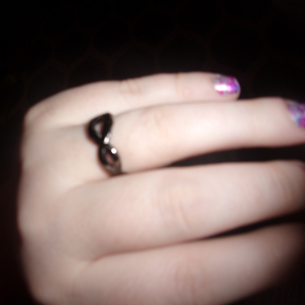 womens infinity black wedding ring size 9 gorgeous